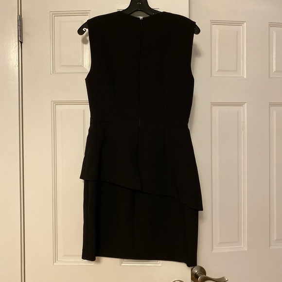 Super structured LBD with ruffle and zipper details. - Picture 6 of 6